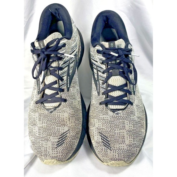 Brooks Men’s Adrenaline GTS 19 D 1202841B156 Gray Oreo Running Sneakers Size 14 - Picture 2 of 8